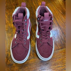 Vans Women’s Filmore Hi Vansguard Suede/Sherpa Shoes, 721356, Port Red women’s 8